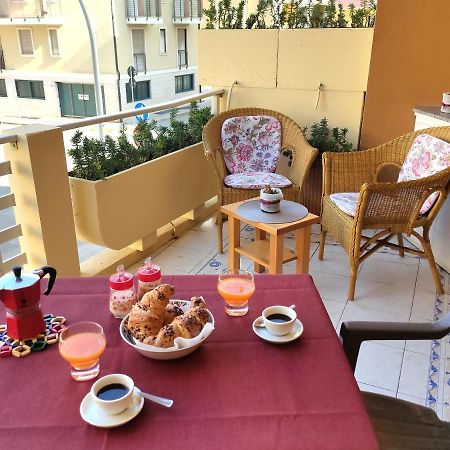 Casa Zulli a due passi dalla spiaggia Alghero Esterno foto