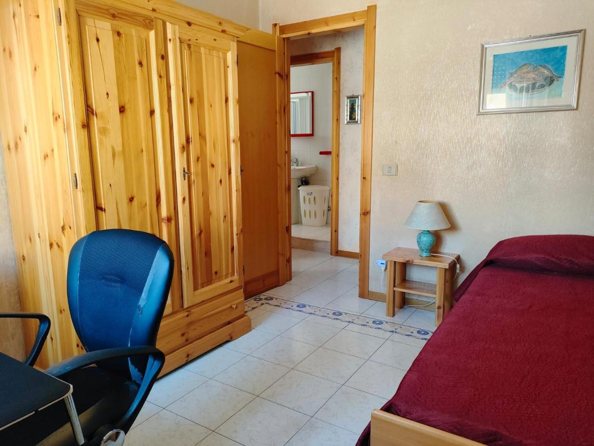 Casa Zulli a due passi dalla spiaggia Alghero Esterno foto