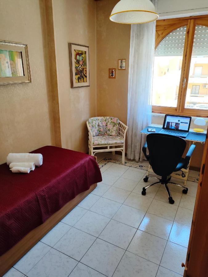 Casa Zulli a due passi dalla spiaggia Alghero Esterno foto