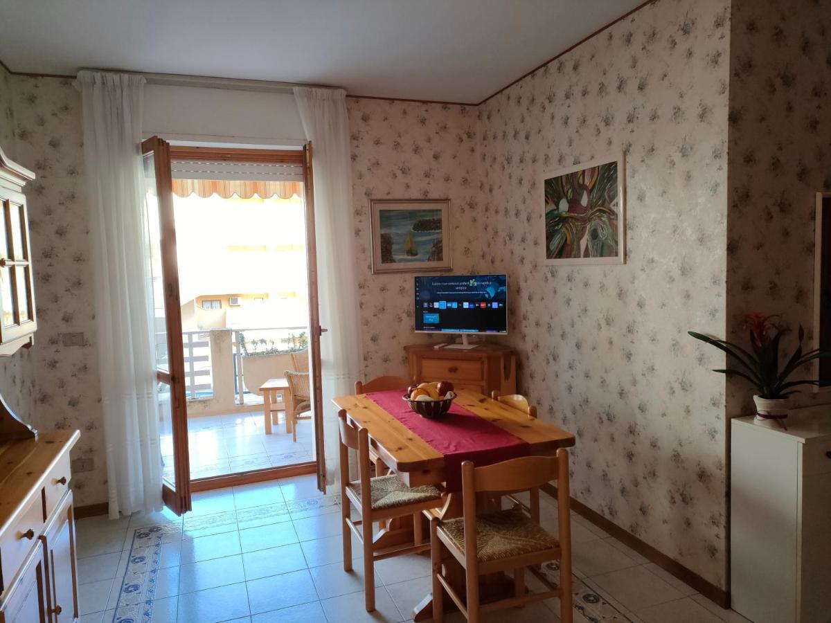 Casa Zulli a due passi dalla spiaggia Alghero Esterno foto